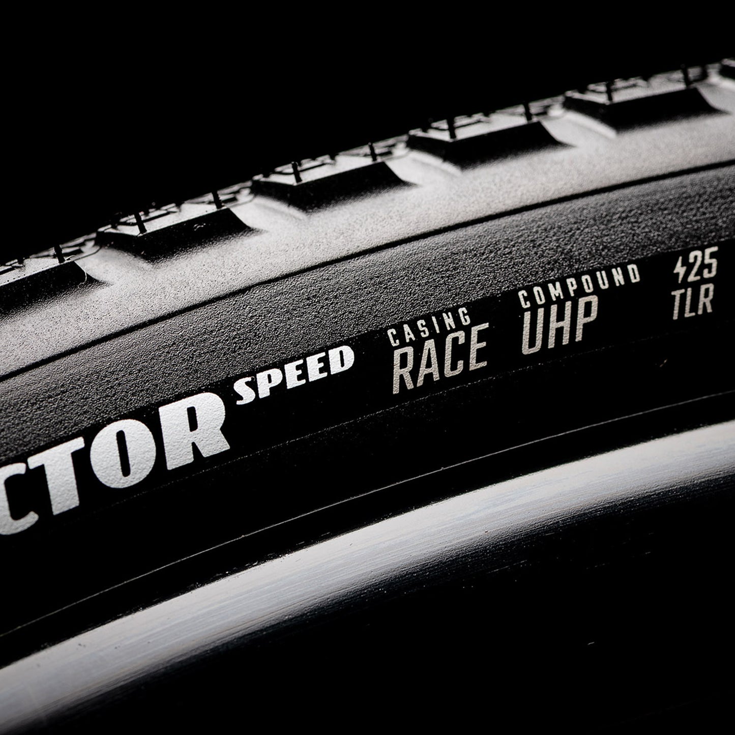 Goodyear Connector Speed Race Tyre - 700c - 40c - Yes - Dynamic UHP - Race - Medium - Light Duty Protection - Folding - Black - Image 2