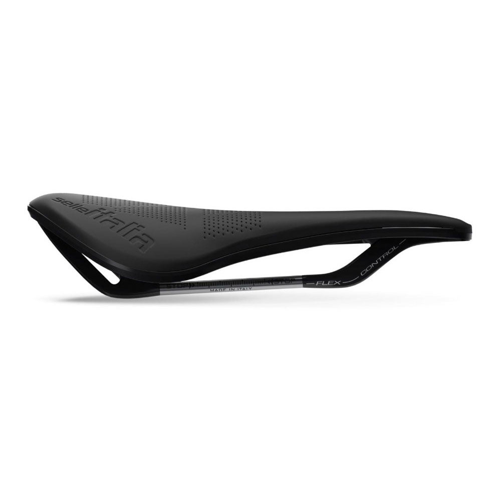 Selle Italia Novus Boost EVO Superflow Saddle - Black - Steel Rails - L