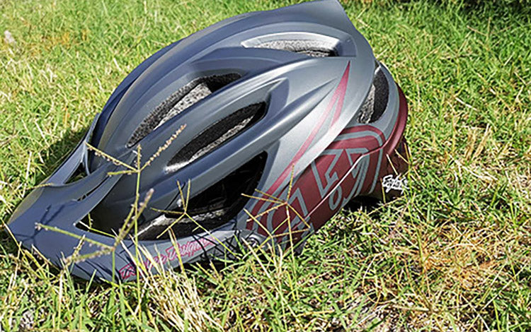 Buyers Guide - MTB Helmets