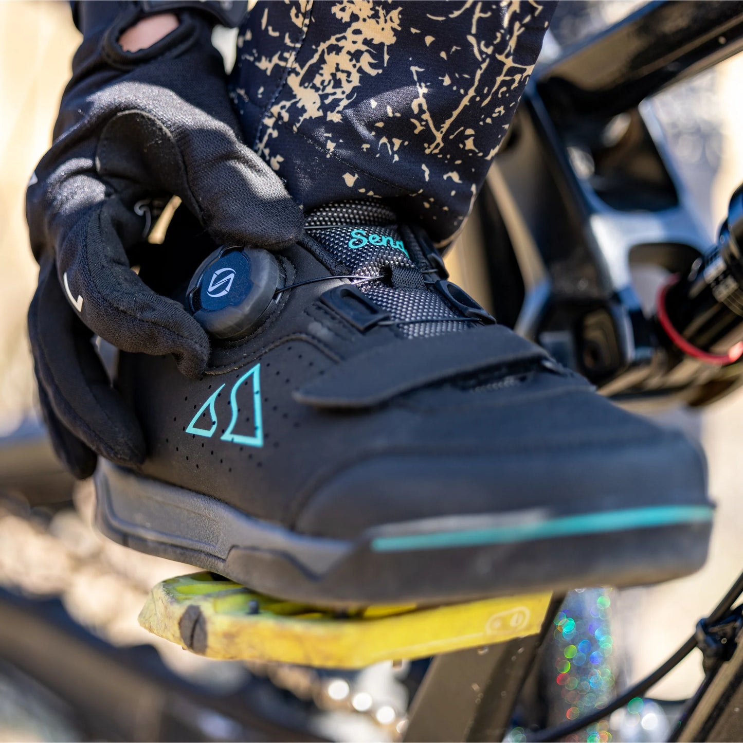 Sendy Dialled Youth Flat Pedal Shoe - US 6.0 - Black