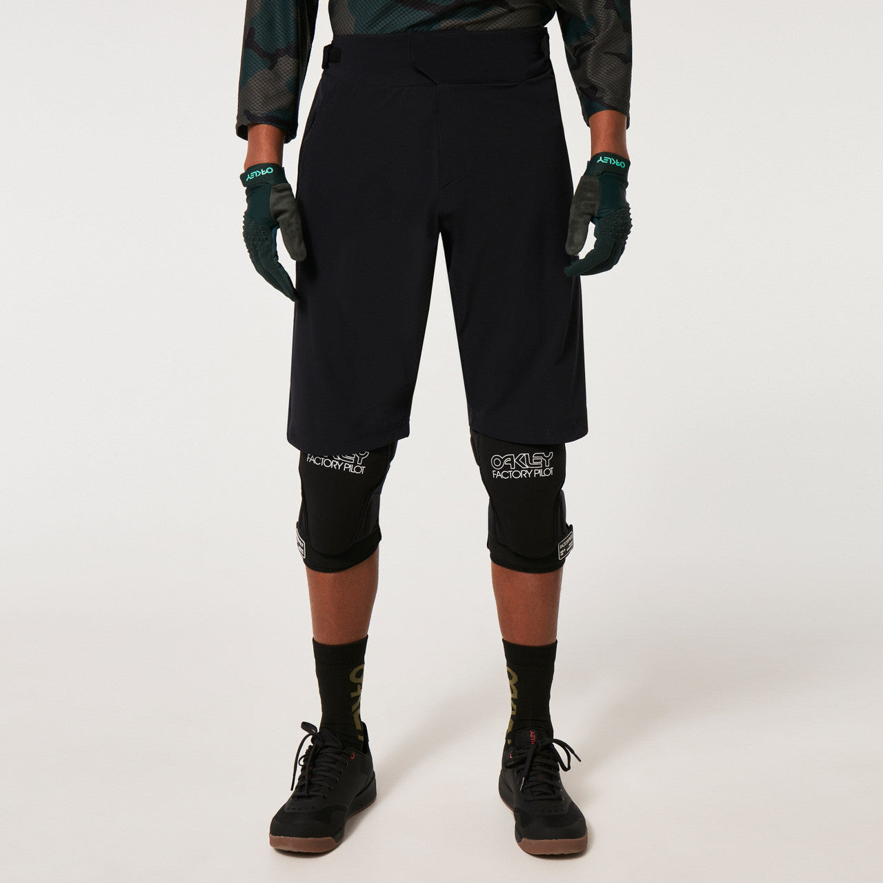 Oakley Factory Pilot RC Shorts - M-32 - Blackout