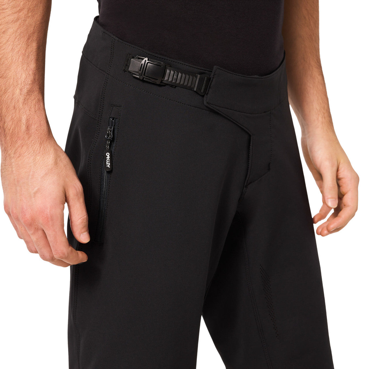 Oakley Elements Shorts - XL-36 - Blackout
