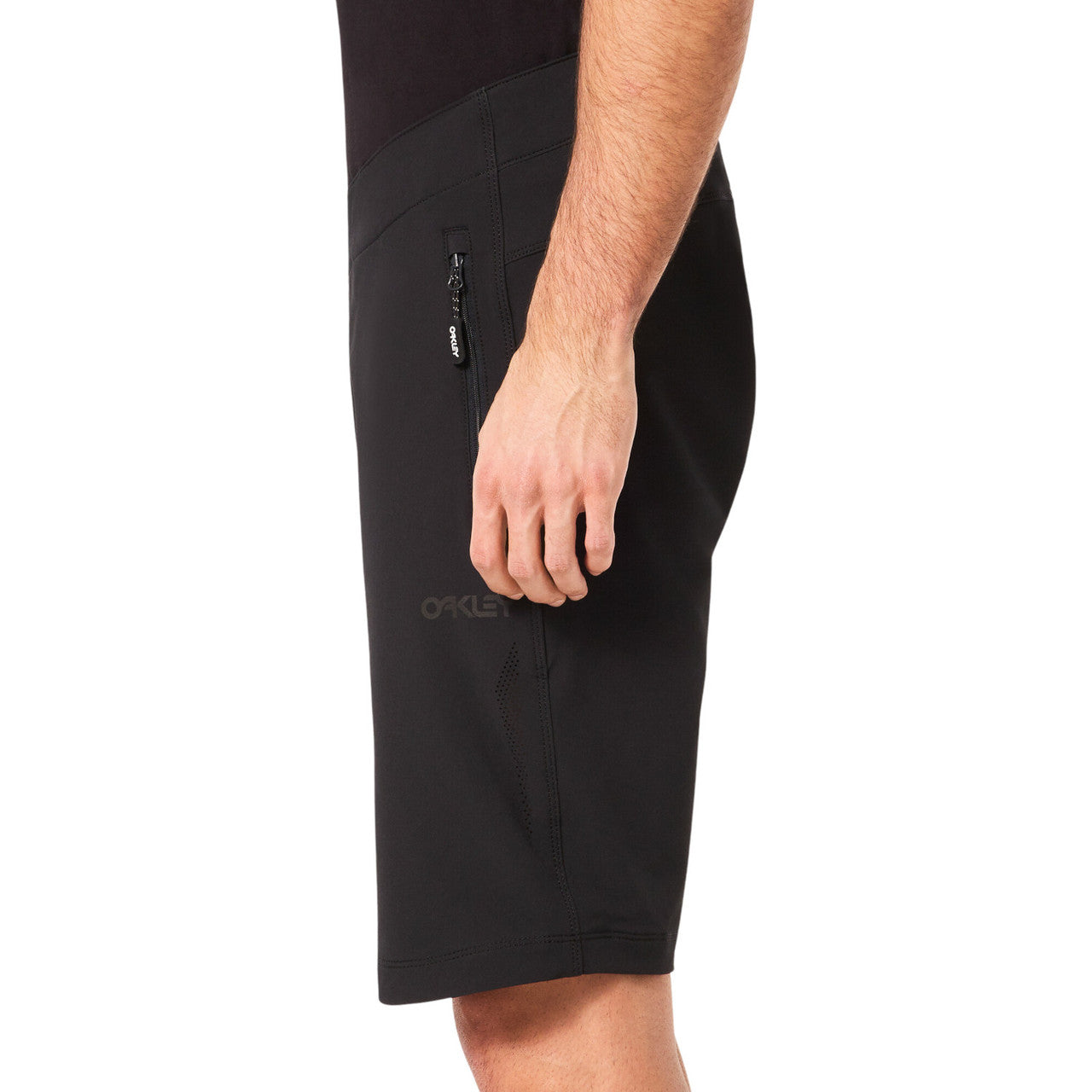 Oakley Elements Shorts - M-32 - Blackout