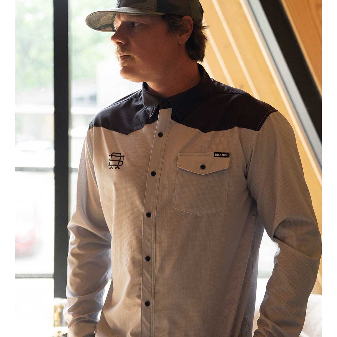 DHaRCO Men's Long Sleeve Button Up Jersey - L - Kyle Strait Signature Edition