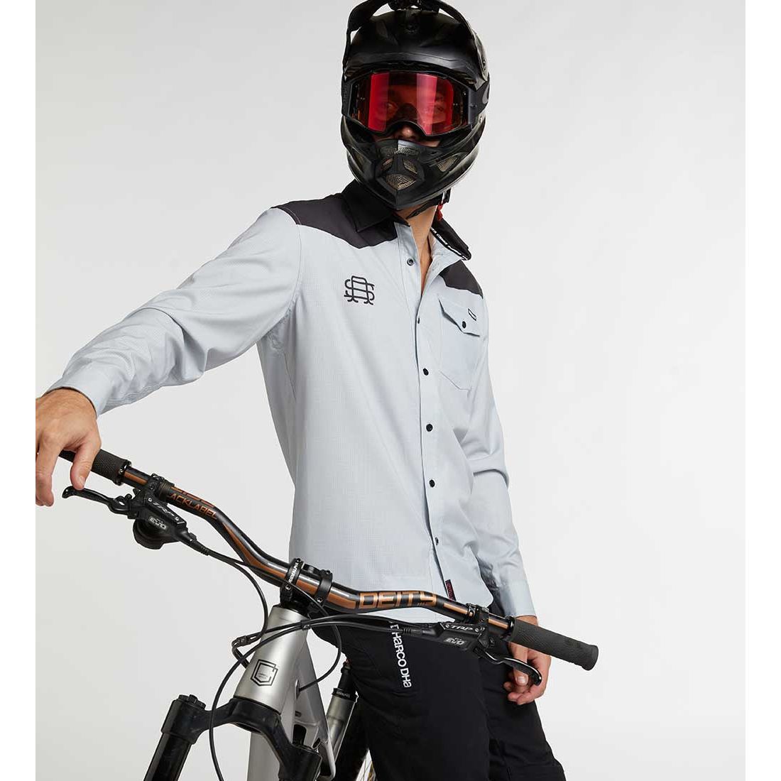 DHaRCO Men's Long Sleeve Button Up Jersey - L - Kyle Strait Signature Edition