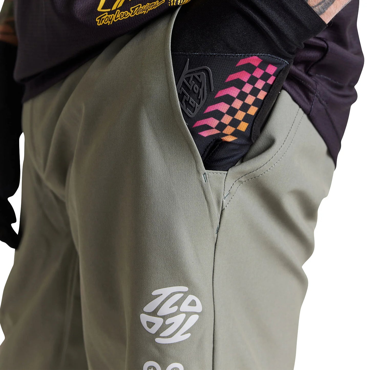 TLD Flowline Superlyte Shorts - S-30 - Mono Olive