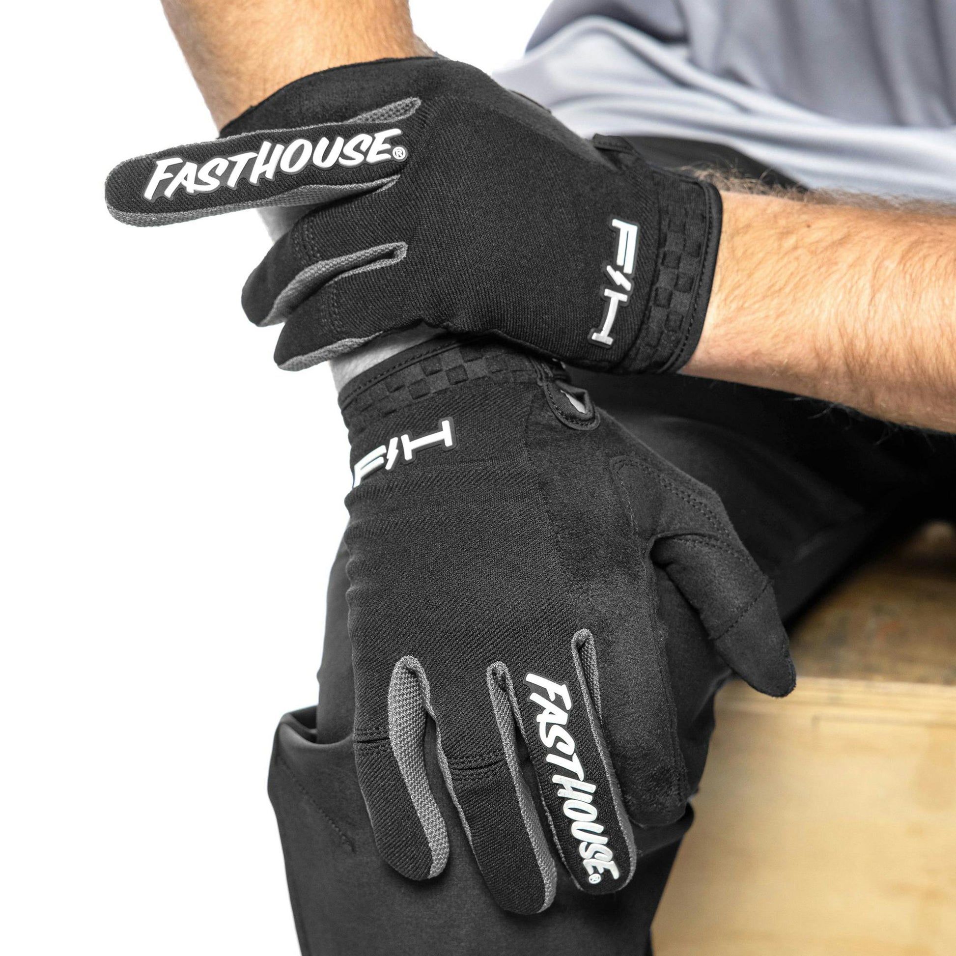 Fasthouse Chandler Ridgeline Gloves - 2Xl - Black - White - Image 4