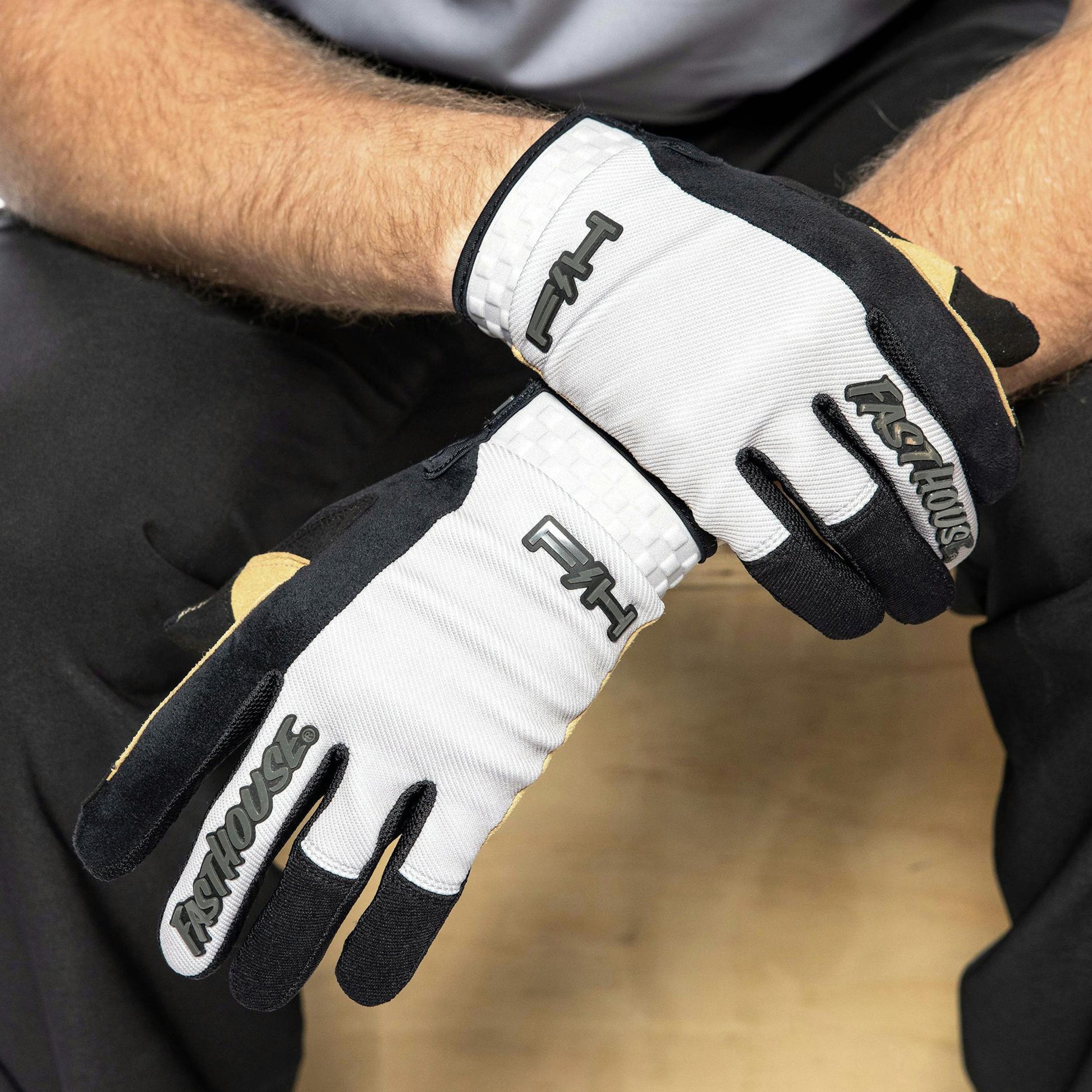 Fasthouse Chandler Ridgeline Gloves - XL - Light Grey - Image 2