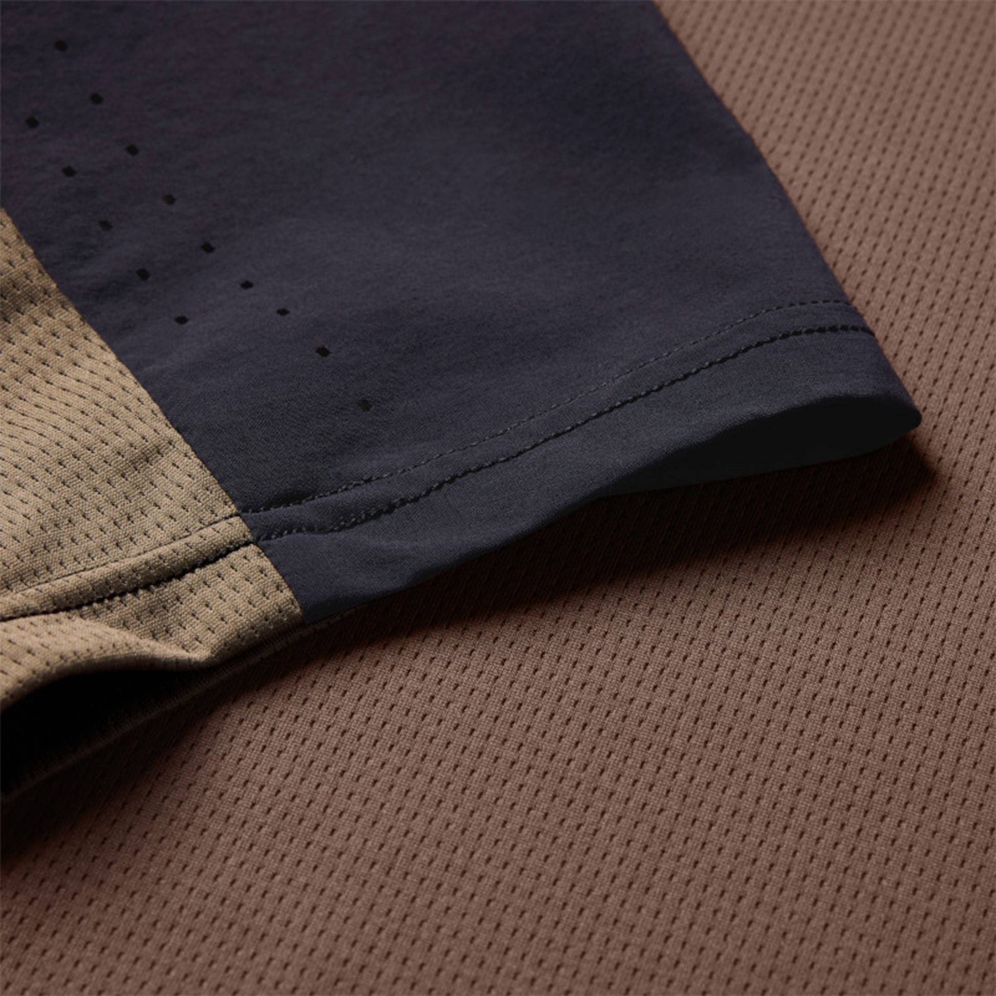 Fox Defend Short Sleeve Jersey - S - Purple Dusk - Image 5