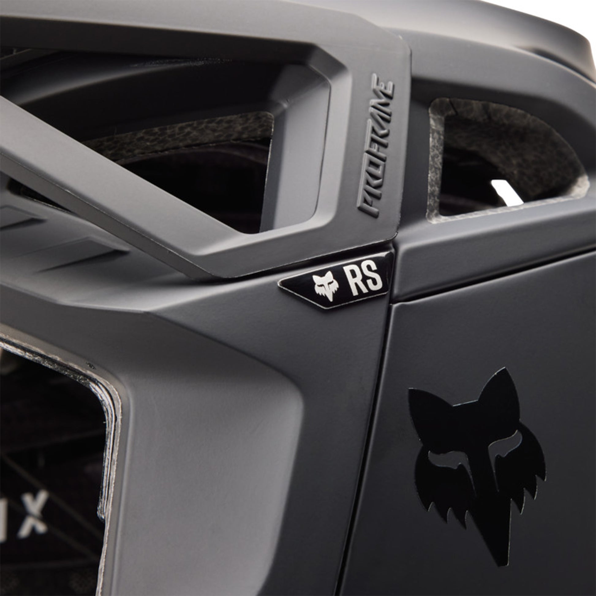 Fox Proframe RS Helmet - L - Matte Black - Image 11