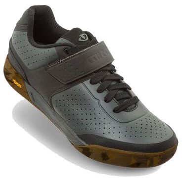Giro Chamber 2 Clip-In Shoes - Image 1