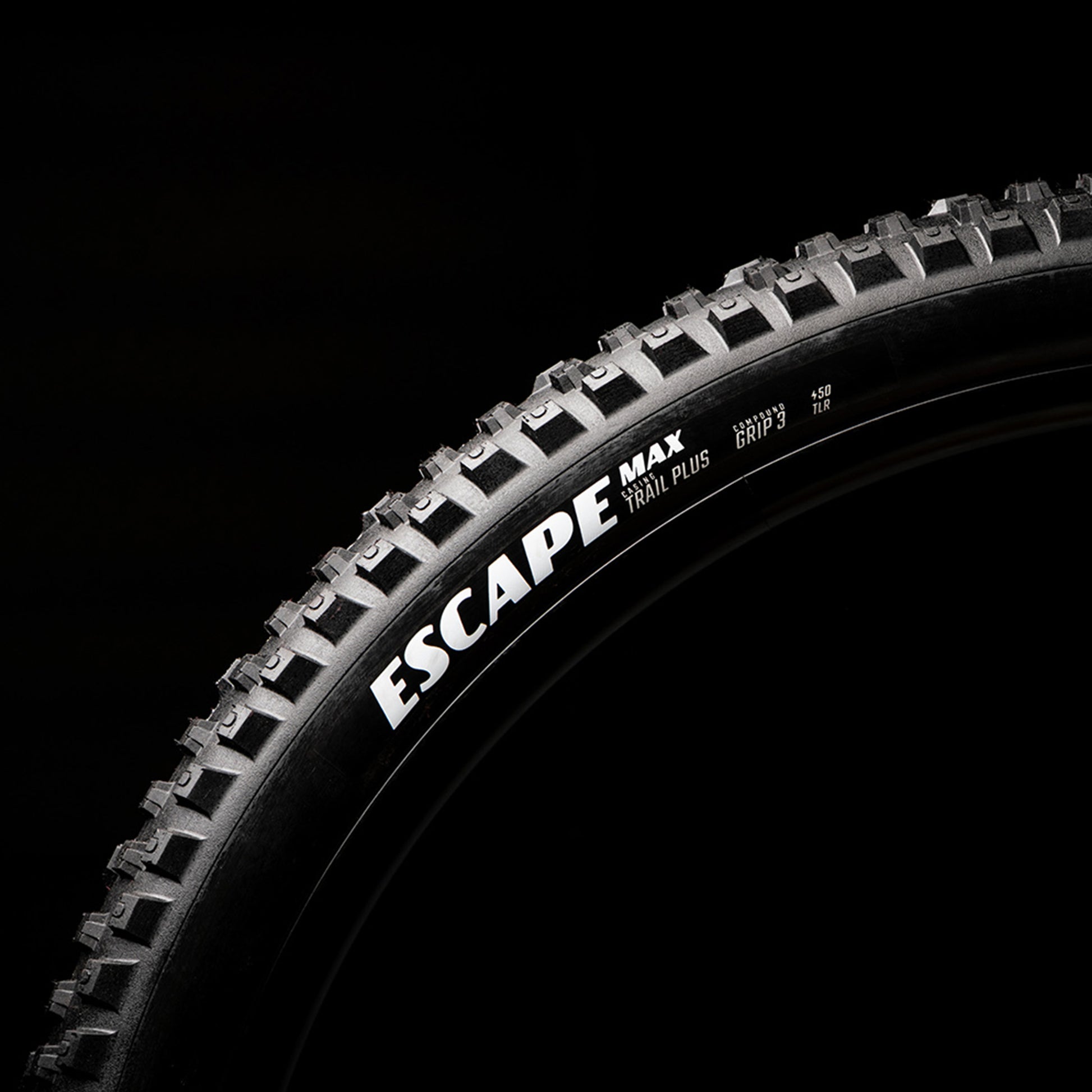 Goodyear Escape Max Tyre - 29 Inch - 2.4 Inch - Yes - Dynamic - Trail Lite - Soft - Light Duty Protection - Folding - Black - Image 4