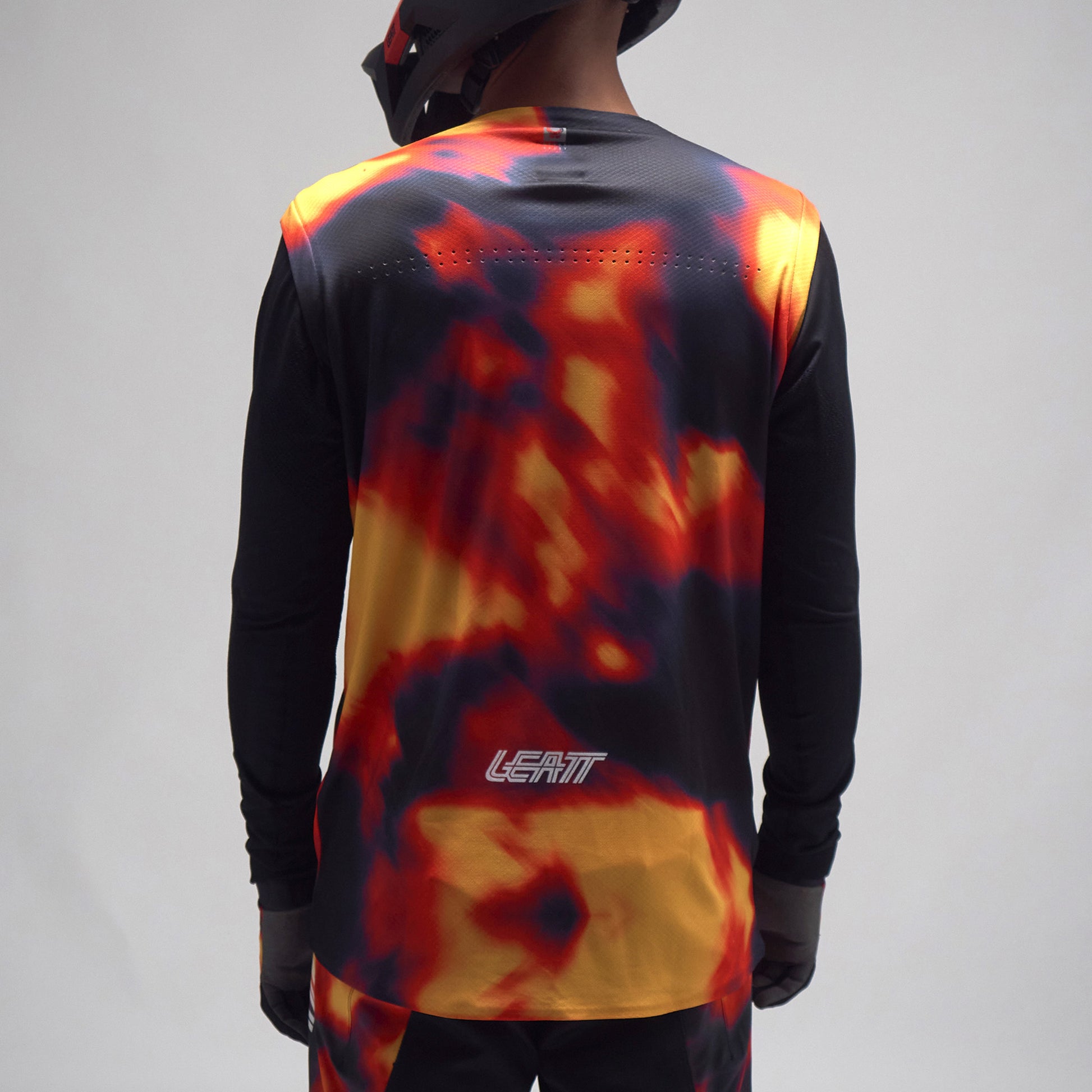 Leatt Gravity 8.0 Jersey - L - Heatmap Red - Image 6