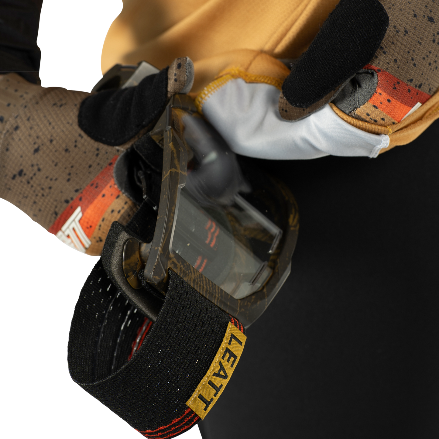 Leatt MTB 1.0 Junior Ride Kit - Youth S - Rust - Image 5