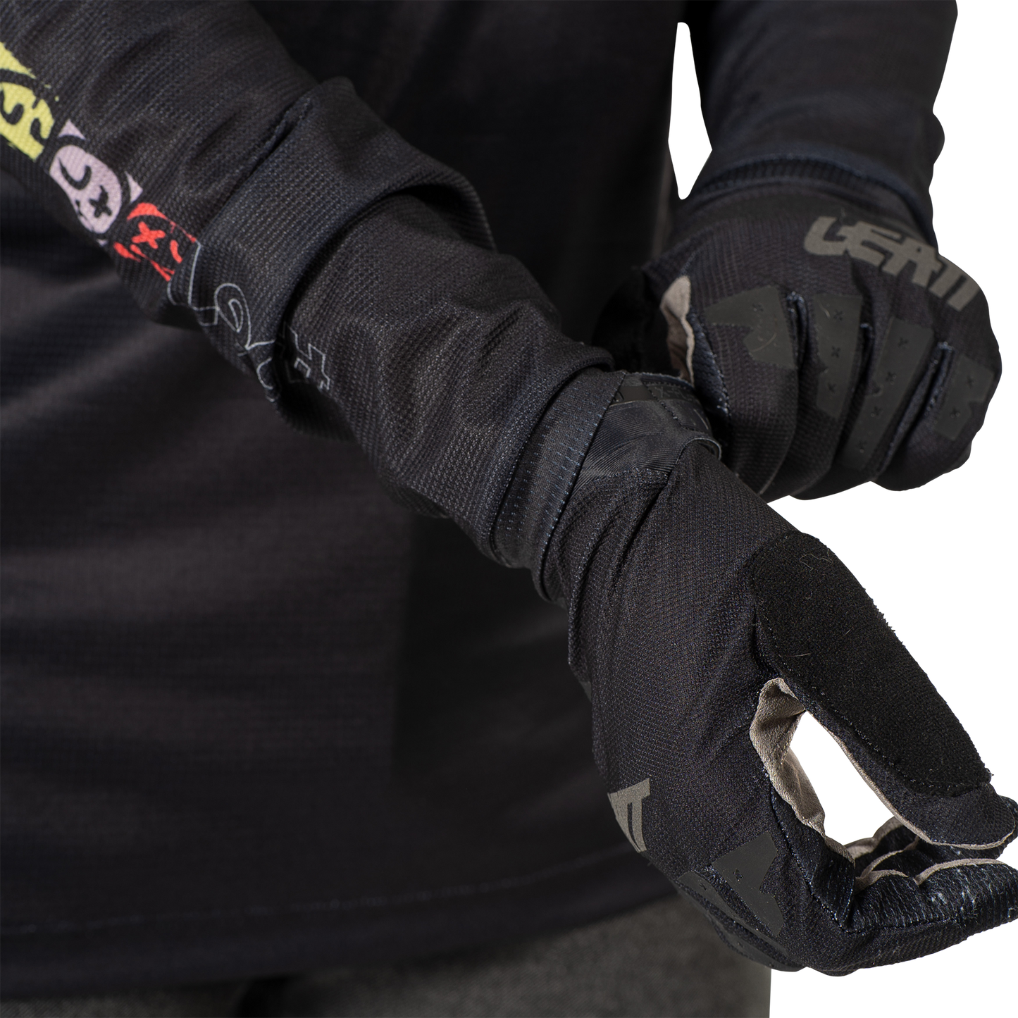 Leatt MTB Gravity 3.0 Long Sleeve Jersey - S - Black - Image 7