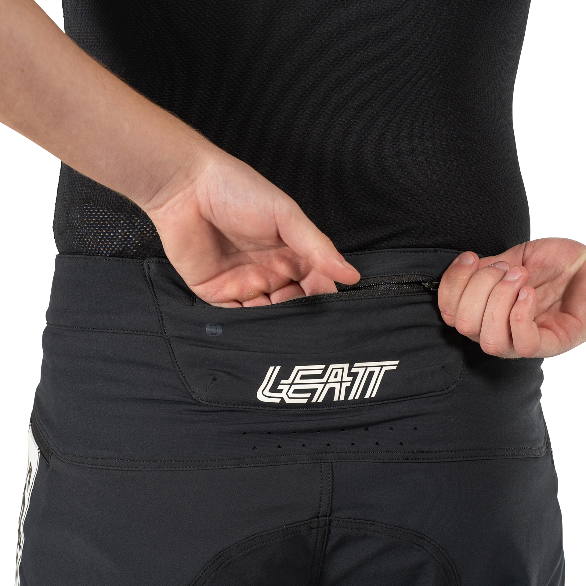 Leatt MTB Gravity 4.0 Shorts - 2XL-38 - Black - Image 5