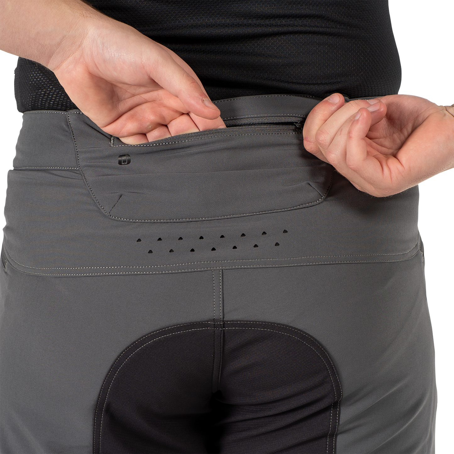 Leatt MTB Gravity 4.0 Shorts - M-32 - Graphite - Image 7