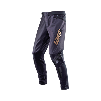 Leatt MTB Gravity 4.0 Youth Pants - Youth S - Black - Image 1