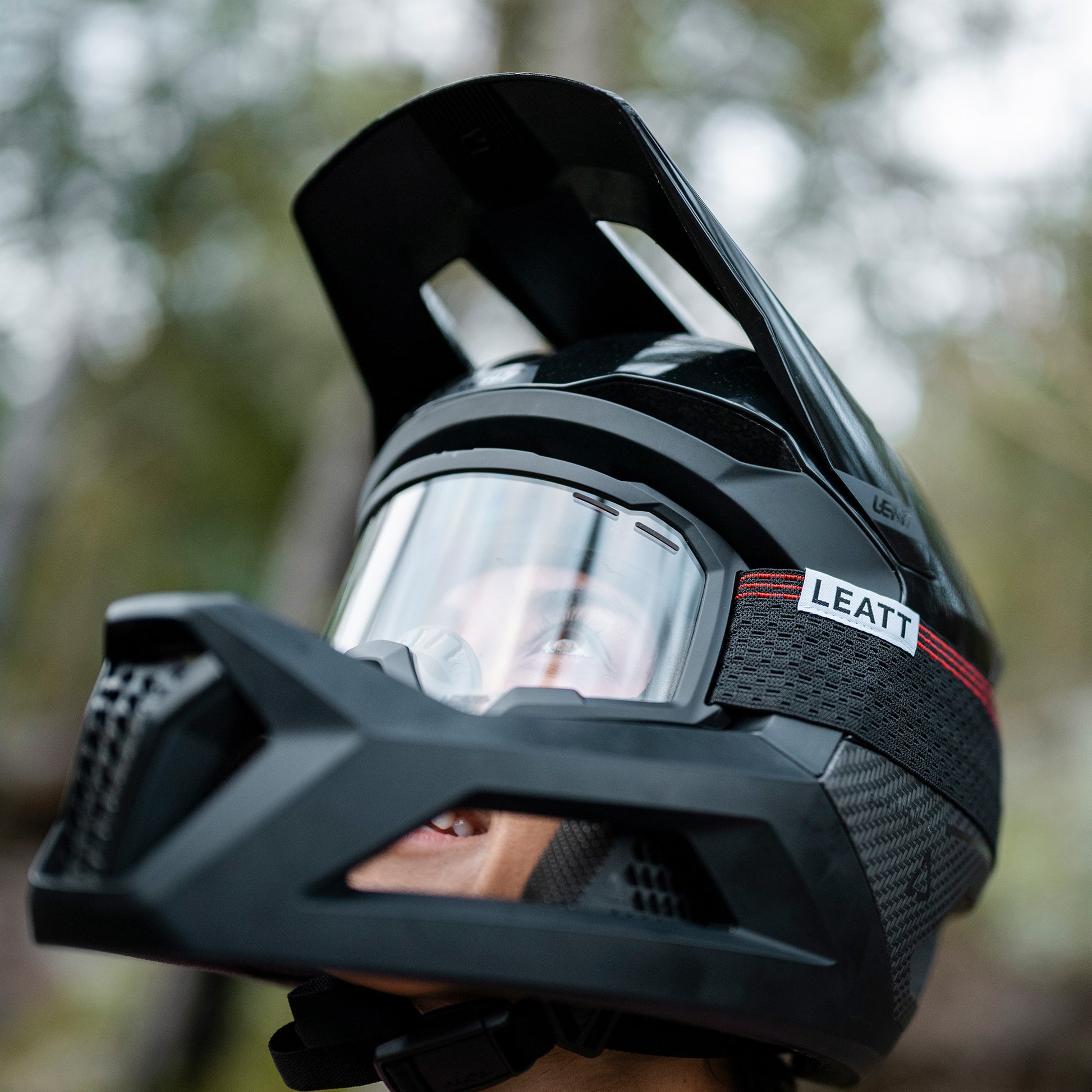Leatt MTB Gravity 5.0 Helmet - S - Black - Image 8
