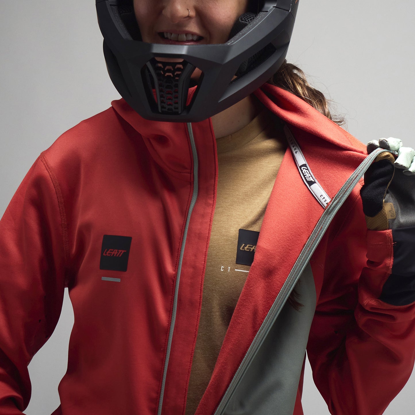 Leatt MTB ThermaFlow 2.0 Women's Jacket - M - Dusty Red - Image 3