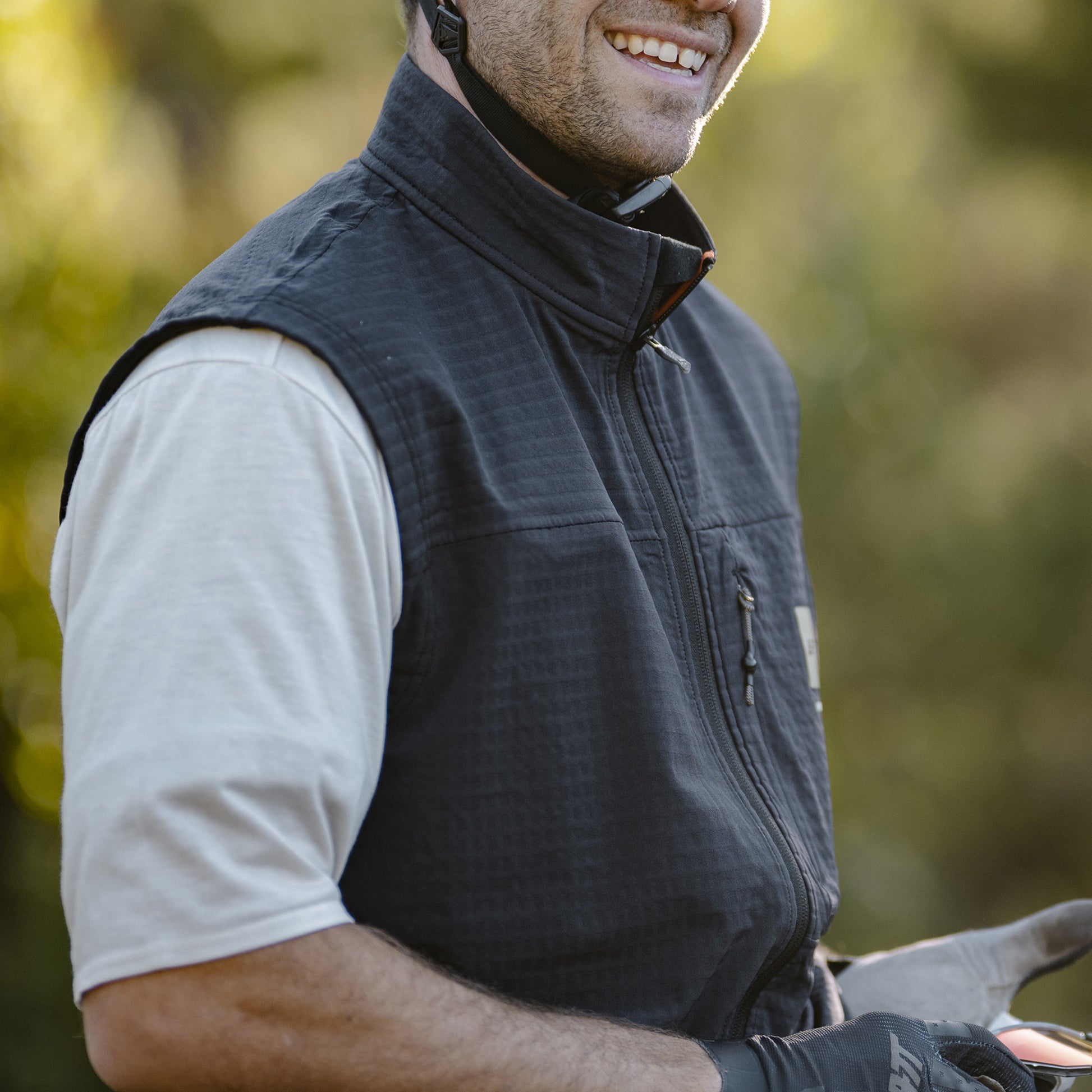 Leatt MTB ThermaFlow 5.0 Vest - S - Black - Image 4