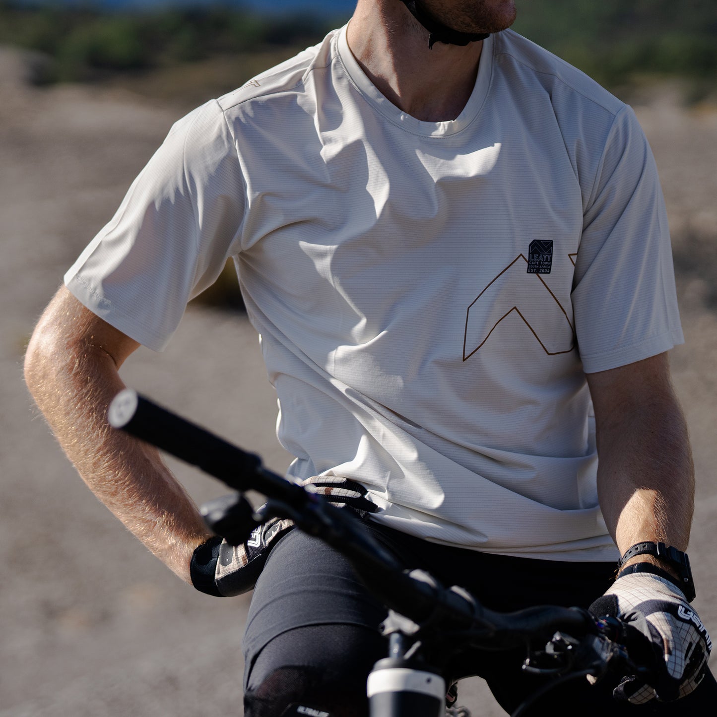 Leatt MTB Trail 1.0 X-Flow Short Sleeve Jersey - 2XL - Cream - Image 11