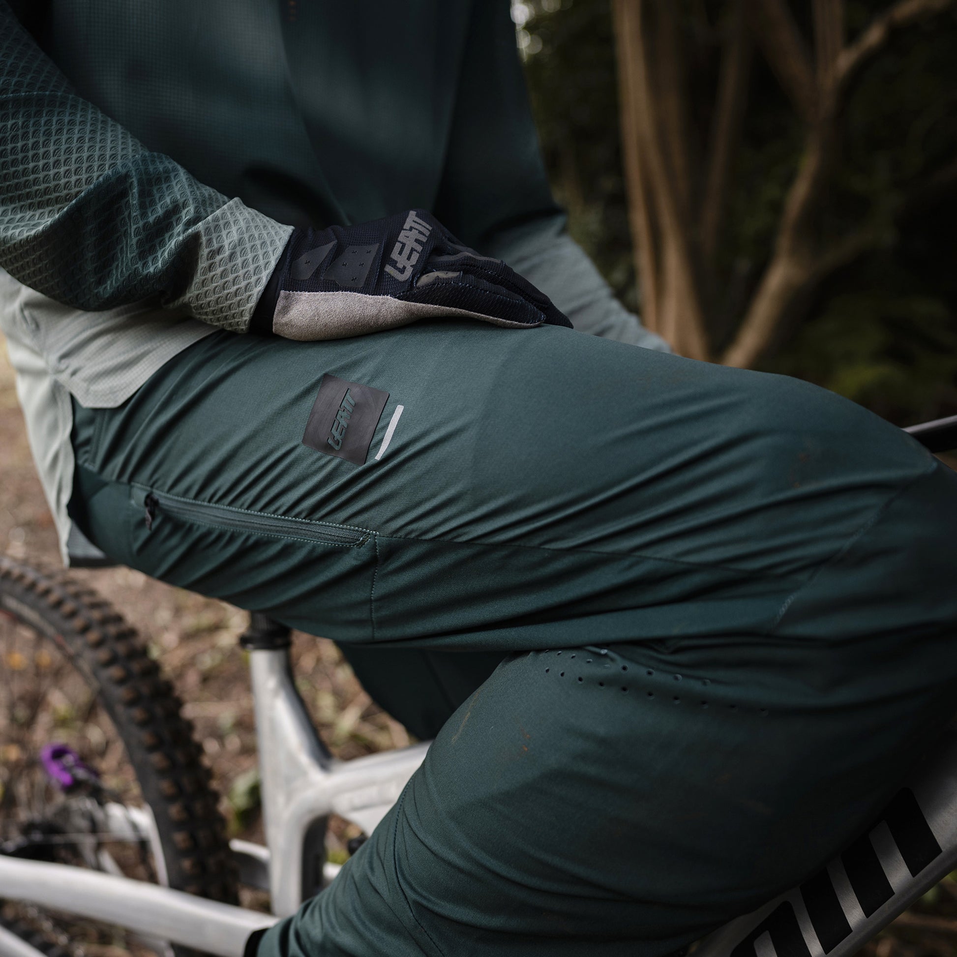 Leatt MTB Trail 3.0 Liner Pants - L - Green - Image 5