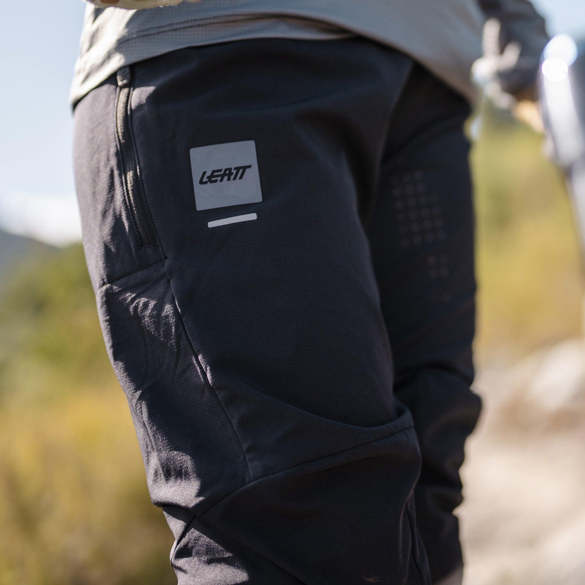 Leatt MTB Trail 3.0 Liner Women's Pants - L - Ghost Black - Image 5