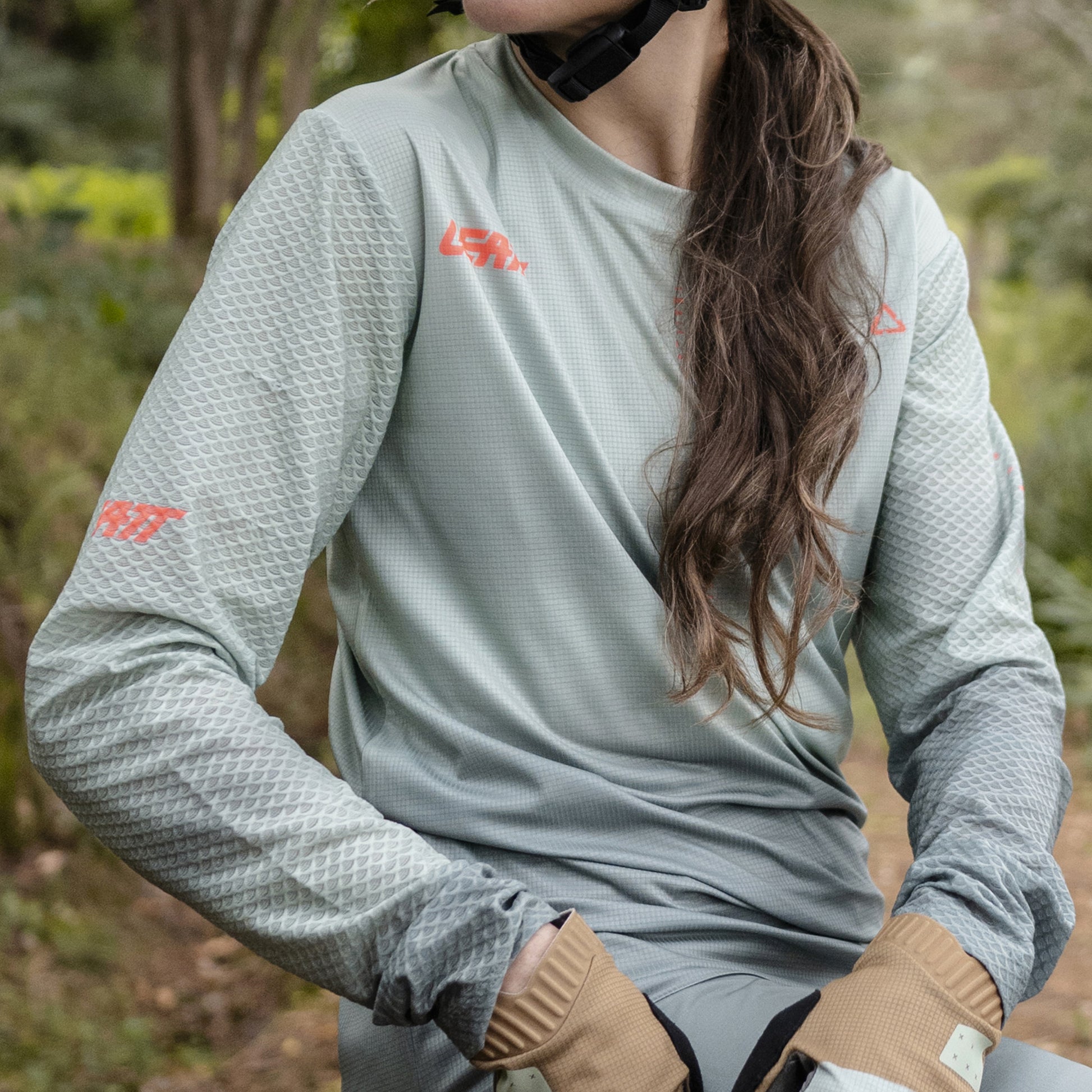 Leatt Trail 3.0 Long Sleeve Women's Jersey - M - Mist Green - Image 4