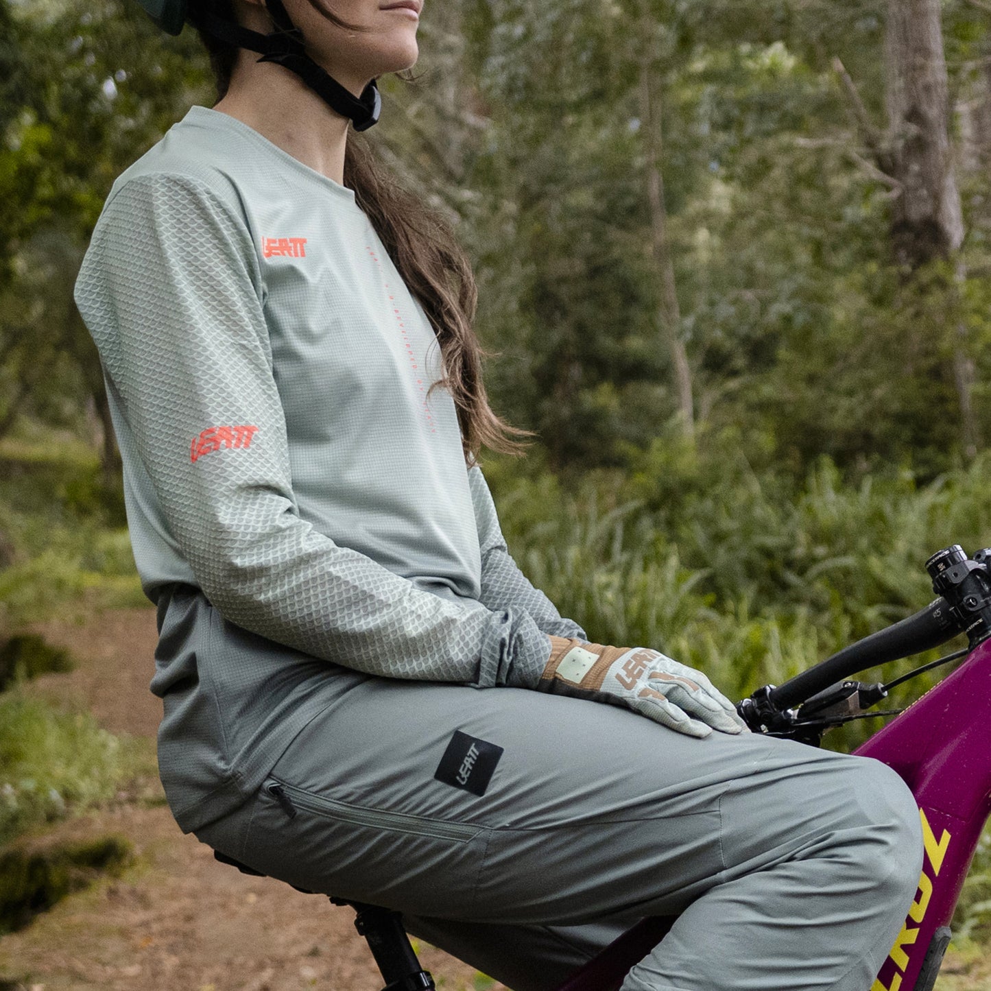 Leatt Trail 3.0 Long Sleeve Women's Jersey - XL - Mist Green - Image 7