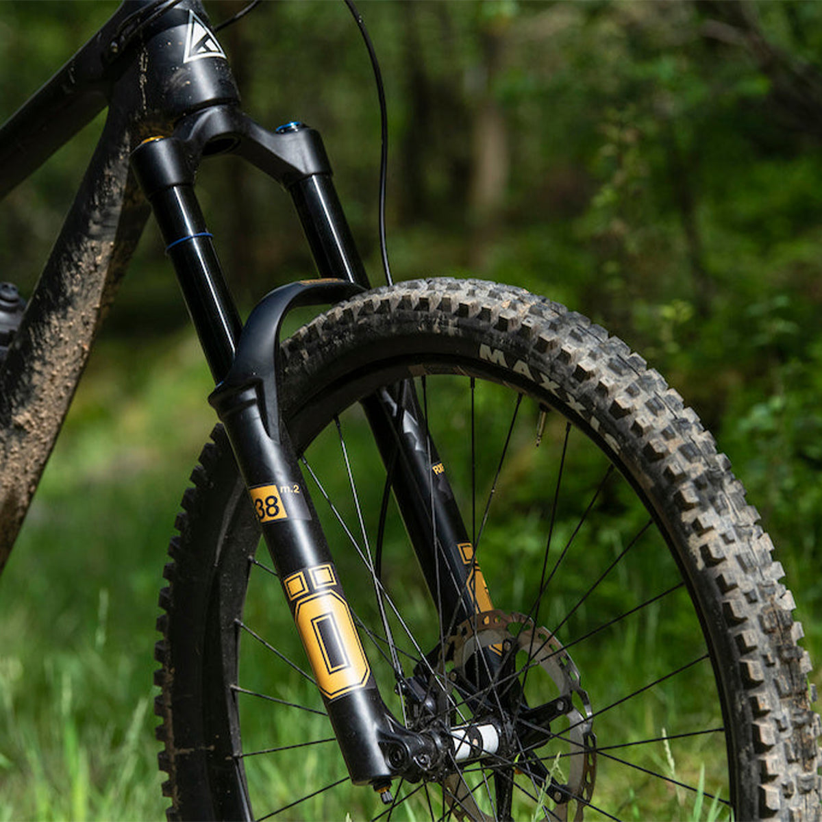 Ohlins RXF38 M.2 Air Fork - 29 Inch - 1 1/8th - 1.5 Inch Tapered - 15x110mm Boost - 170mm Travel - 51mm - TTX18 Damper - Black - Image 3