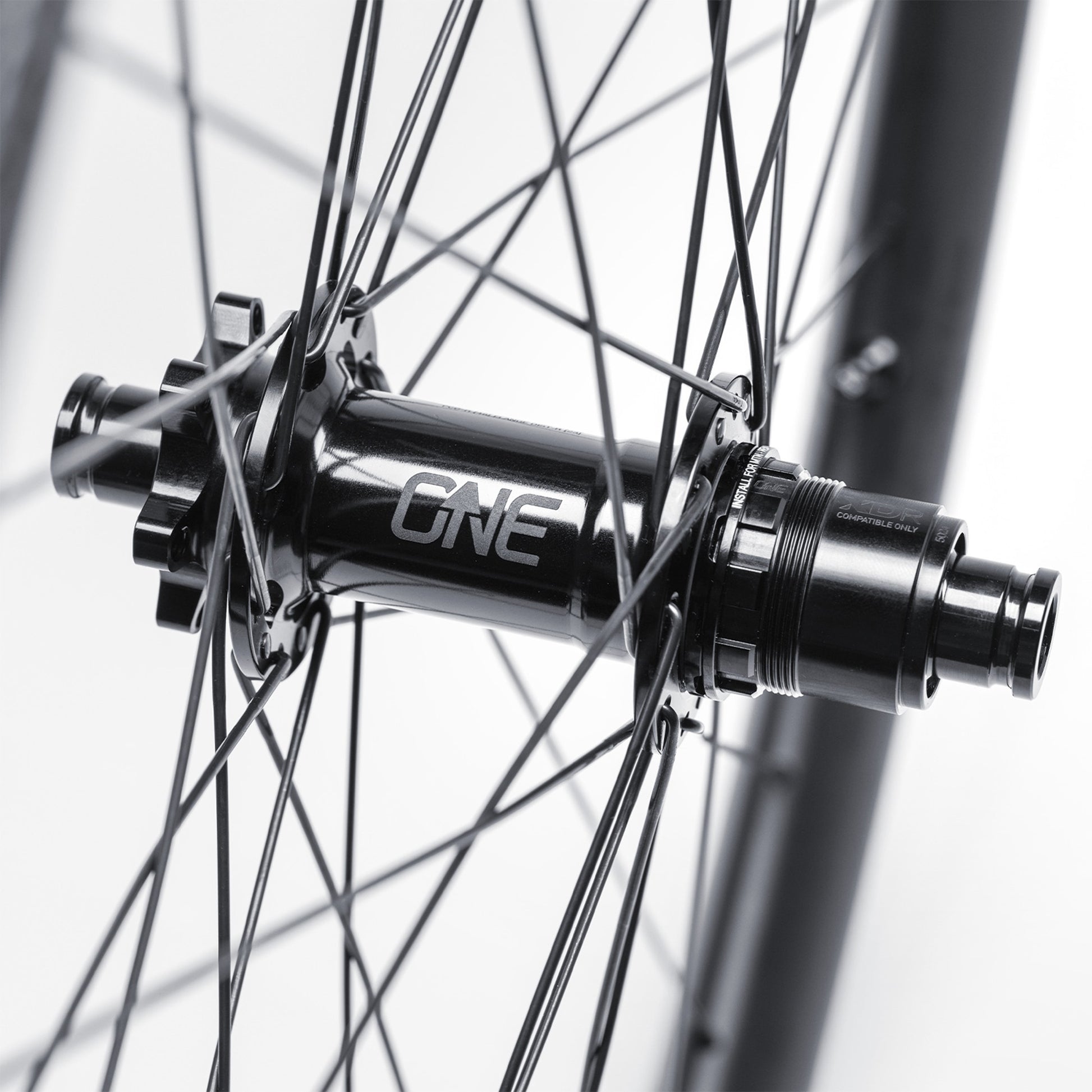 OneUp Components Aluminum Wheelset - Front and Rear - Mullet - 15x110mm Boost & 12x148mm Boost - Aluminium - 30mm - 6 Bolt - SRAM XD - Image 6