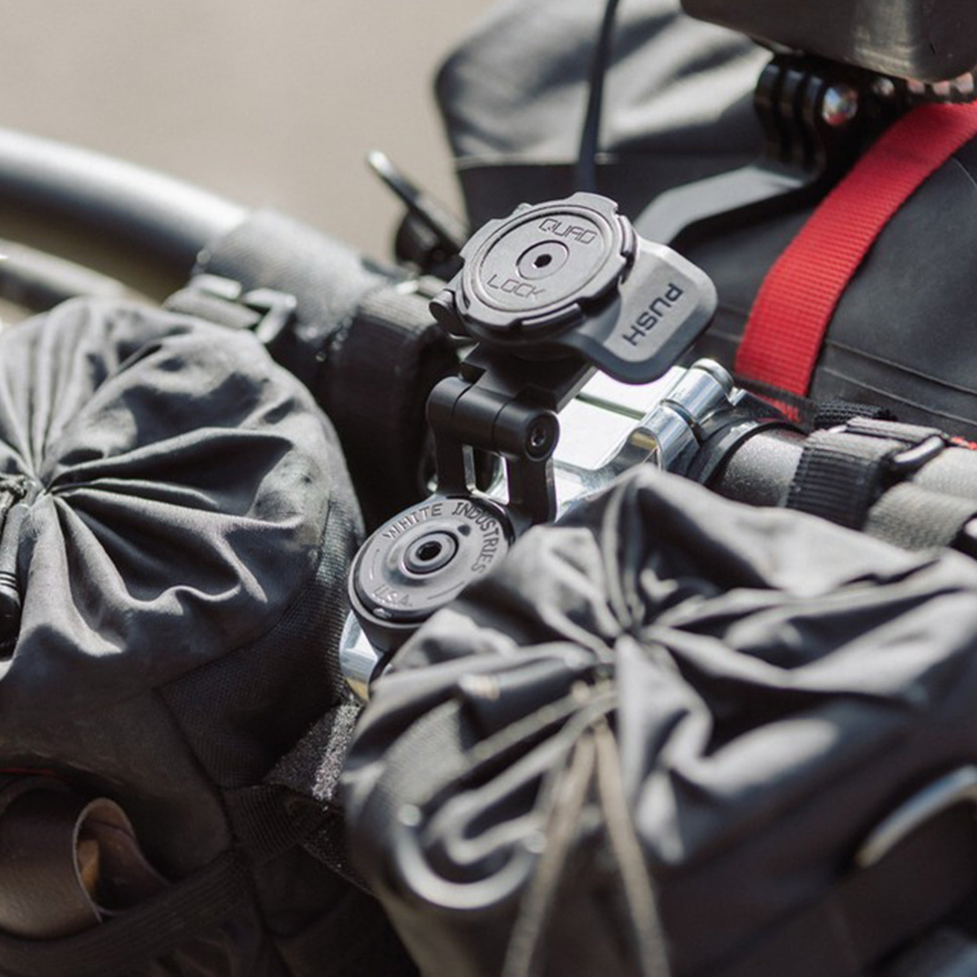 Quadlock Adjustable Stem Cap Mount - Stem Cap - Black - Image 3