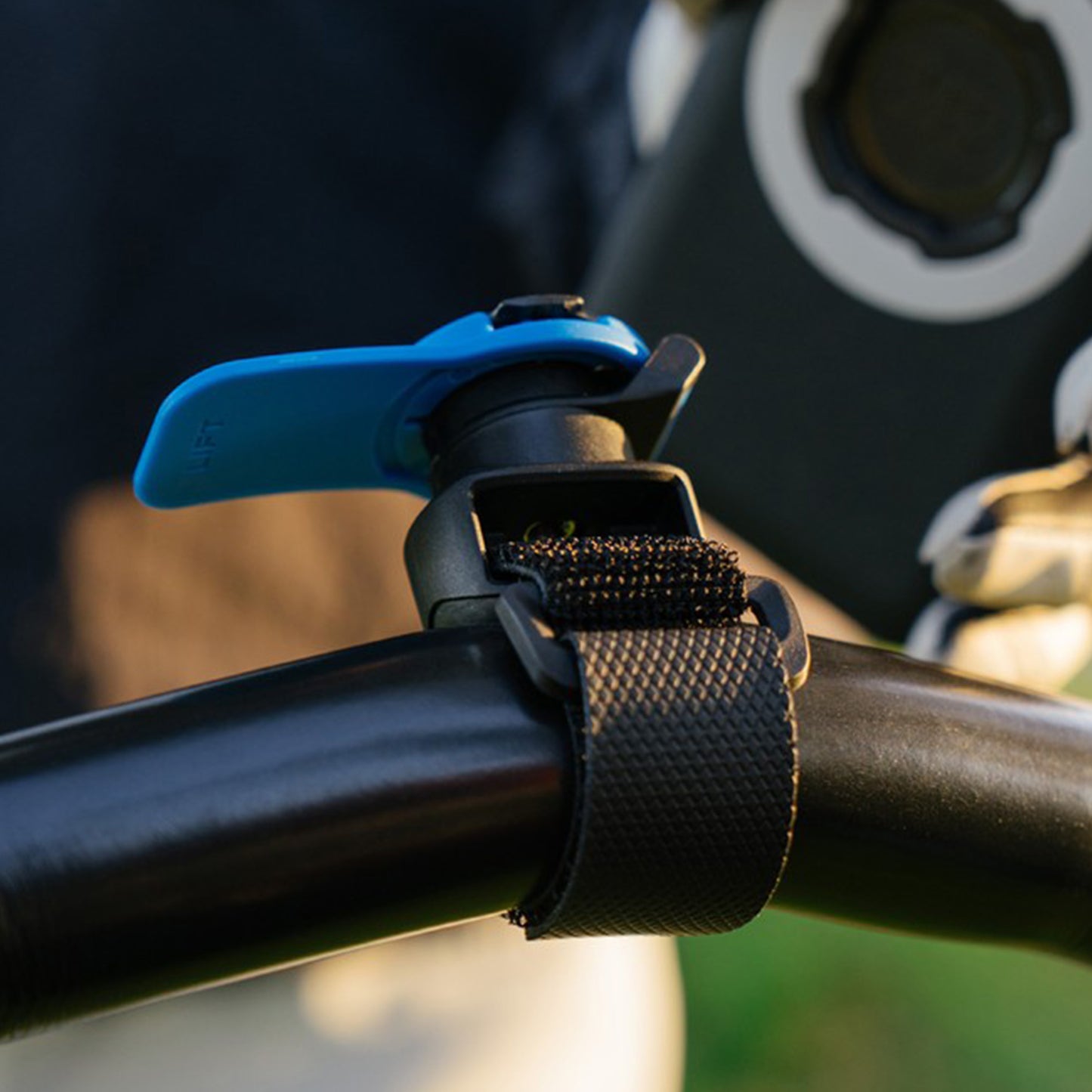 Quadlock Quick Release Strap Mount - Strap - Black - Image 2