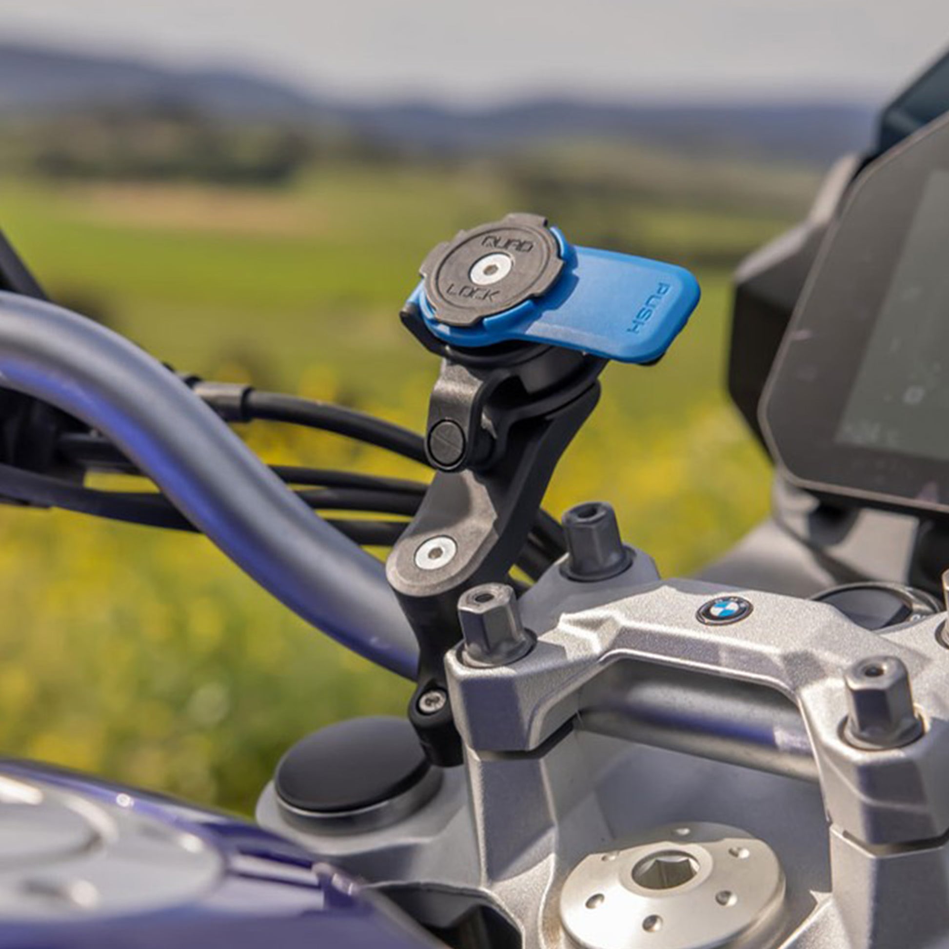 Quadlock V2 Motorcycle Handlebar Mount - Handlebar - Black - Image 3