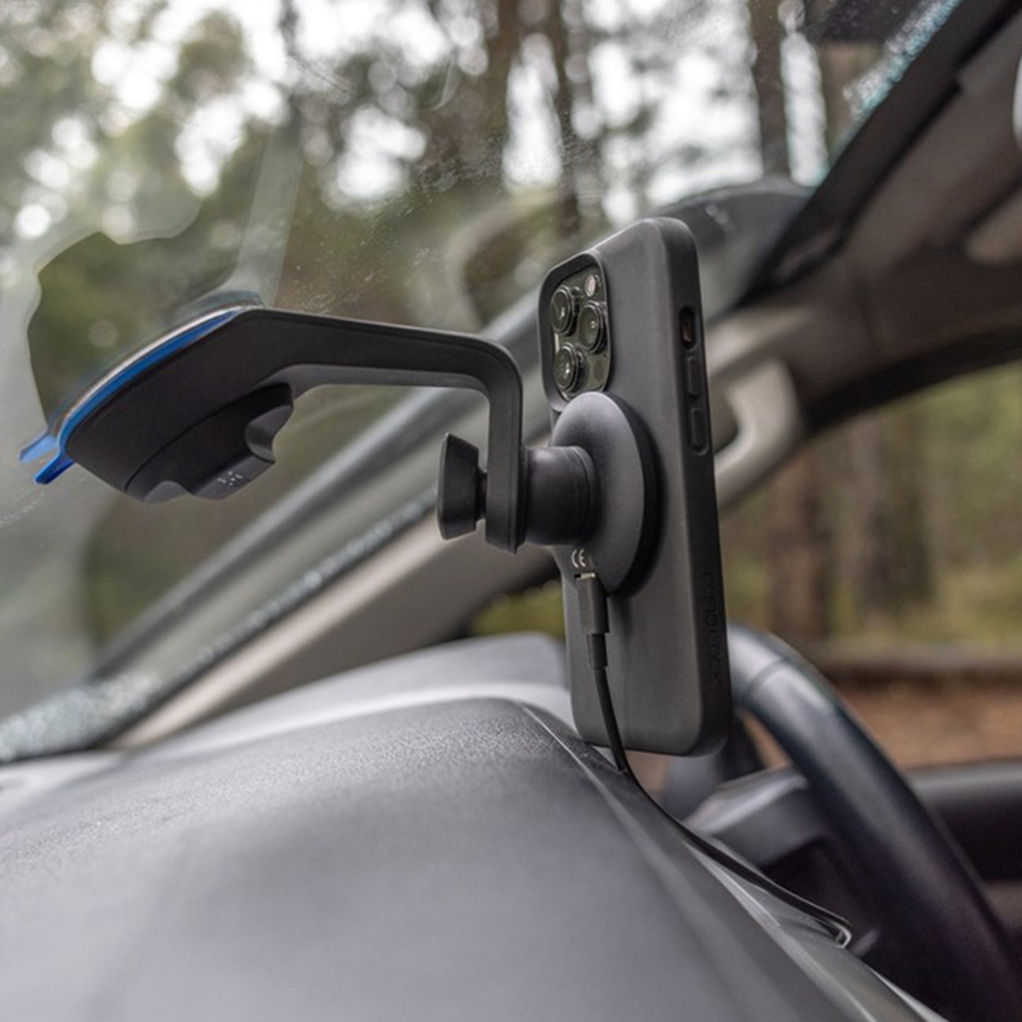 Quadlock V5 Car Mount - Car - Black - Image 2