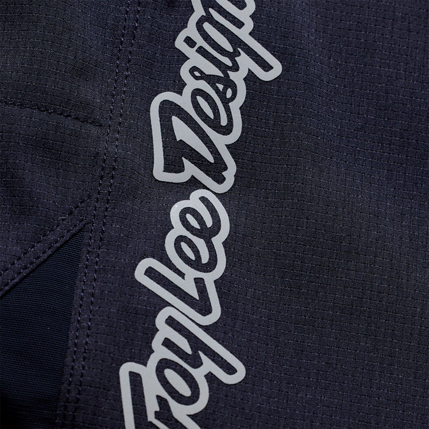 TLD Skyline Pro Air x BN3TH Liner Shorts - 36 - Mono Carbon - Image 3