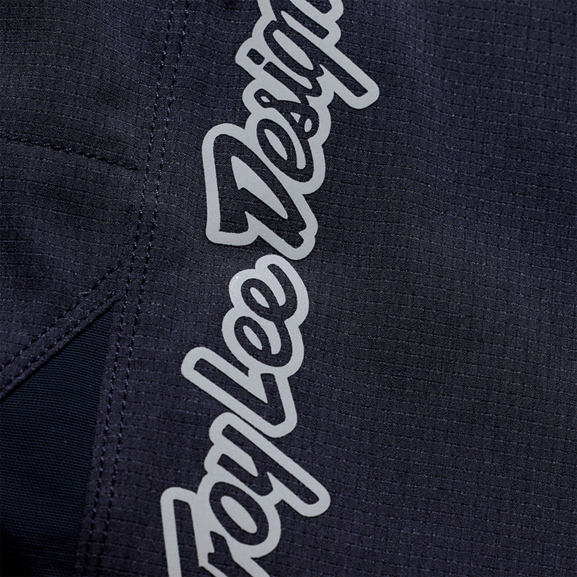TLD Skyline Pro Air x BN3TH Liner Shorts - 36 - Mono Carbon - Image 3