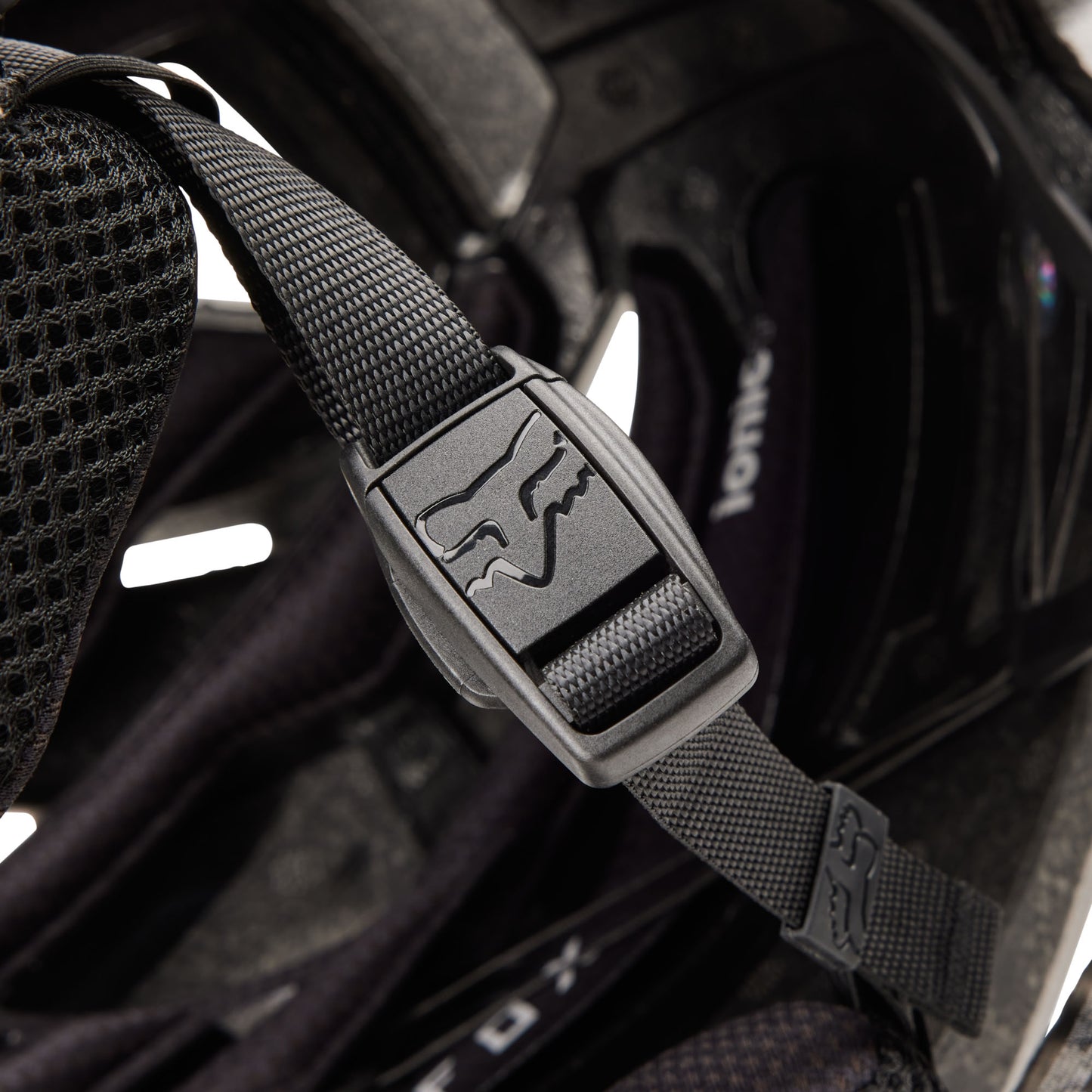 Fox Proframe RS MIPS Helmet - S - Mash Black - White