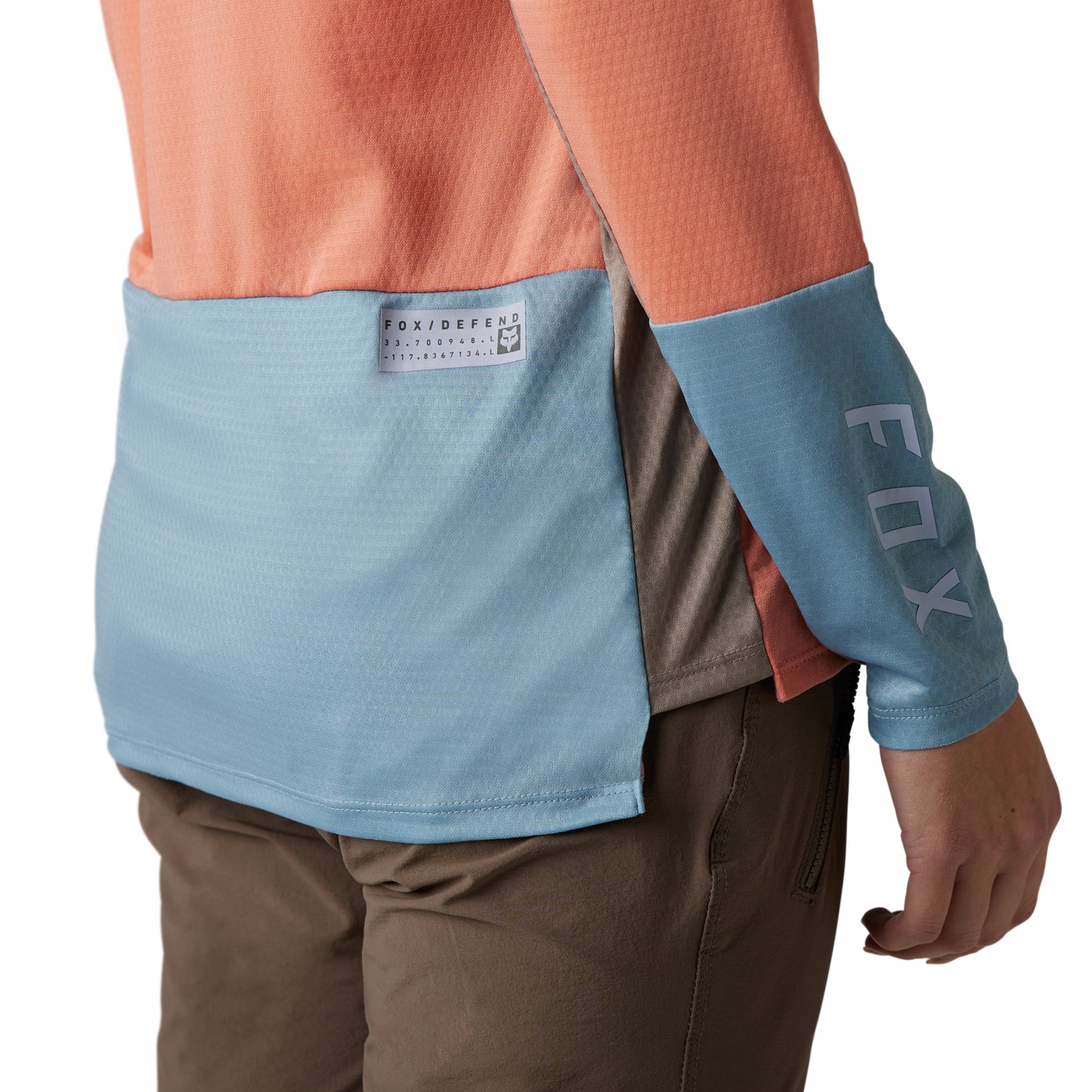 Fox Ranger Women's Defend Long Sleeve Jersey - Women's S - Salmon