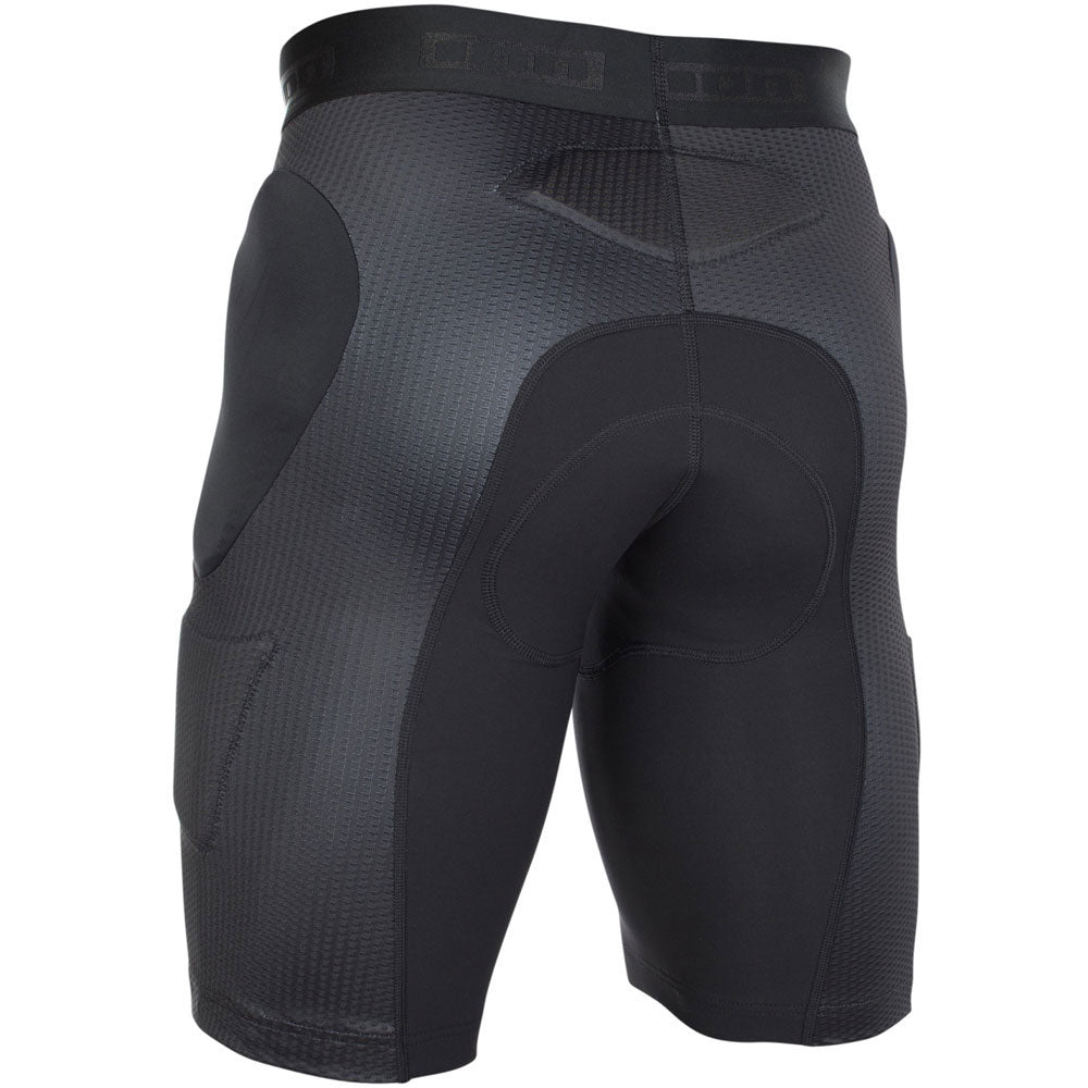 Ion Scrub Amp Plus Protection Shorts - M