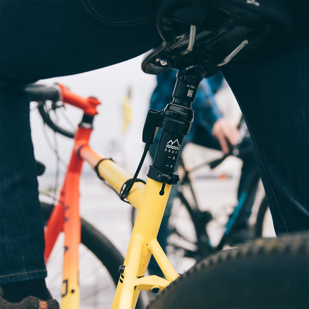 PNW Components Coast Suspension Dropper Post - No Remote Supplied - Internal - Stealth - 30.9mm - 120mm Drop - 40mm Travel - 400mm