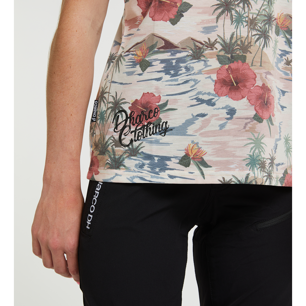 DHaRCO Women's Short Sleeve Tech Tee - Women's L - Narradise